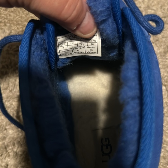 UGG 3 pairs 60 each and care kit $20
Thanks for looking
Let’s make a deal - Picture 14 of 17